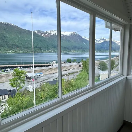 Utsikten Kirketaket Andalsnes