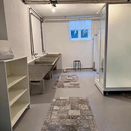 Utsikten Kirketaket Гостевой дом Ондалснес