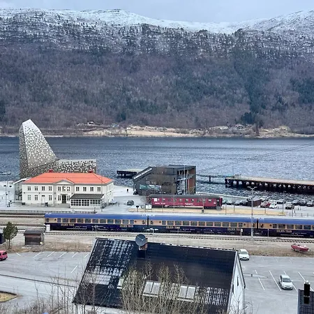 Utsikten Kirketaket Ондалснес