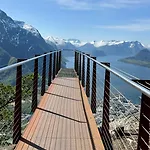 Utsikten Kirketaket 招待所